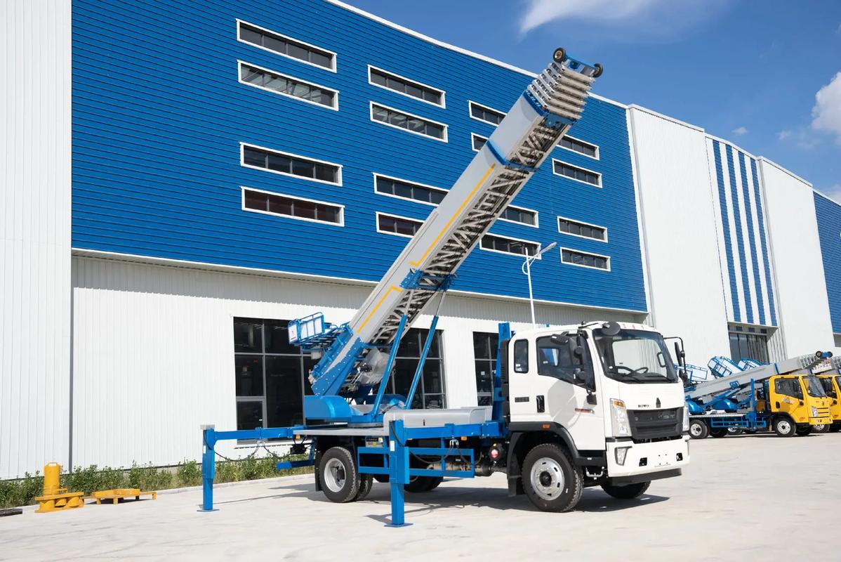 赣州赣县小型云梯车上料车租赁多少钱