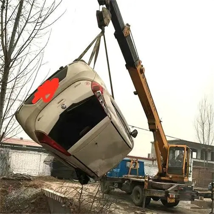 赣州赣县随时待命，吊车24小时道路救援服务全解析